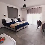 Nissi Avenue Studio 3