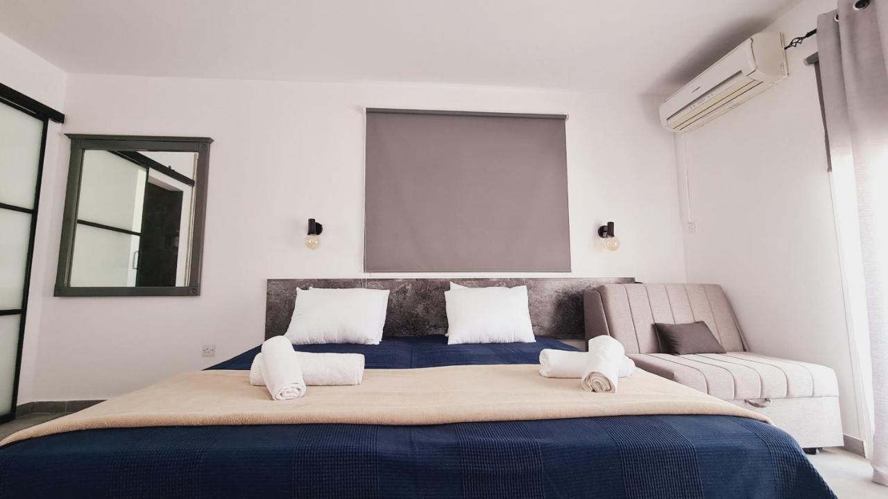Nissi Avenue 3 Apartment *